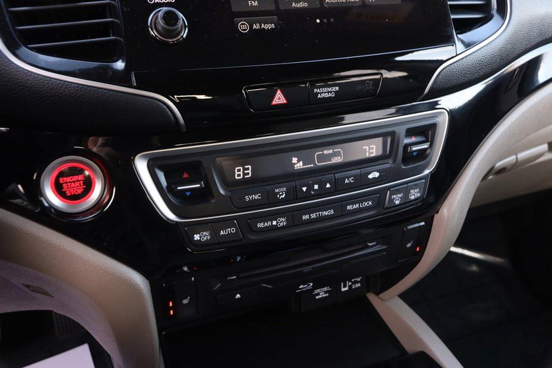 Used 2022 Honda Pilot Touring image 18