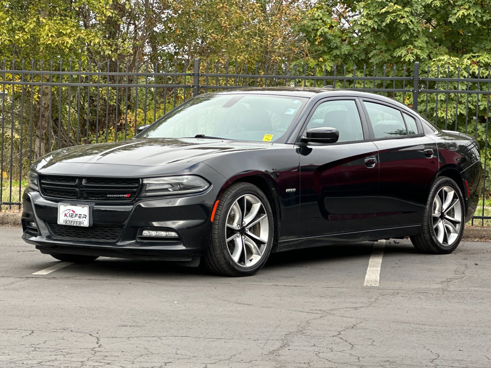 Used 2015 Dodge Charger R/T w/ Plus Group RWD image 8