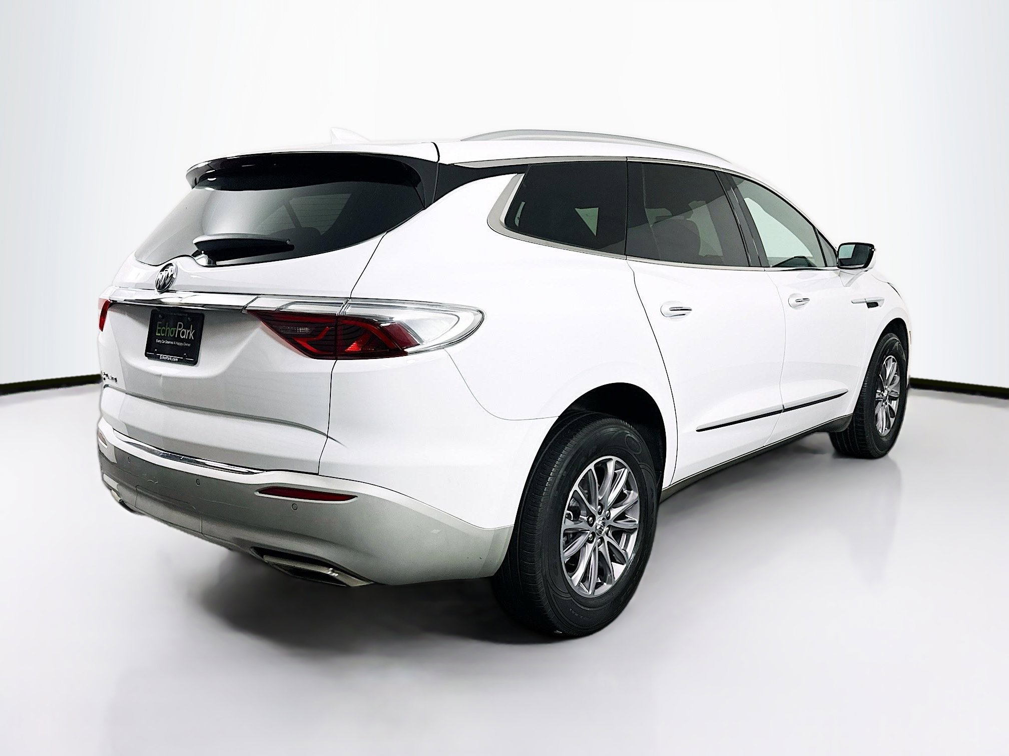 Used 2024 Buick Enclave Premium image 9