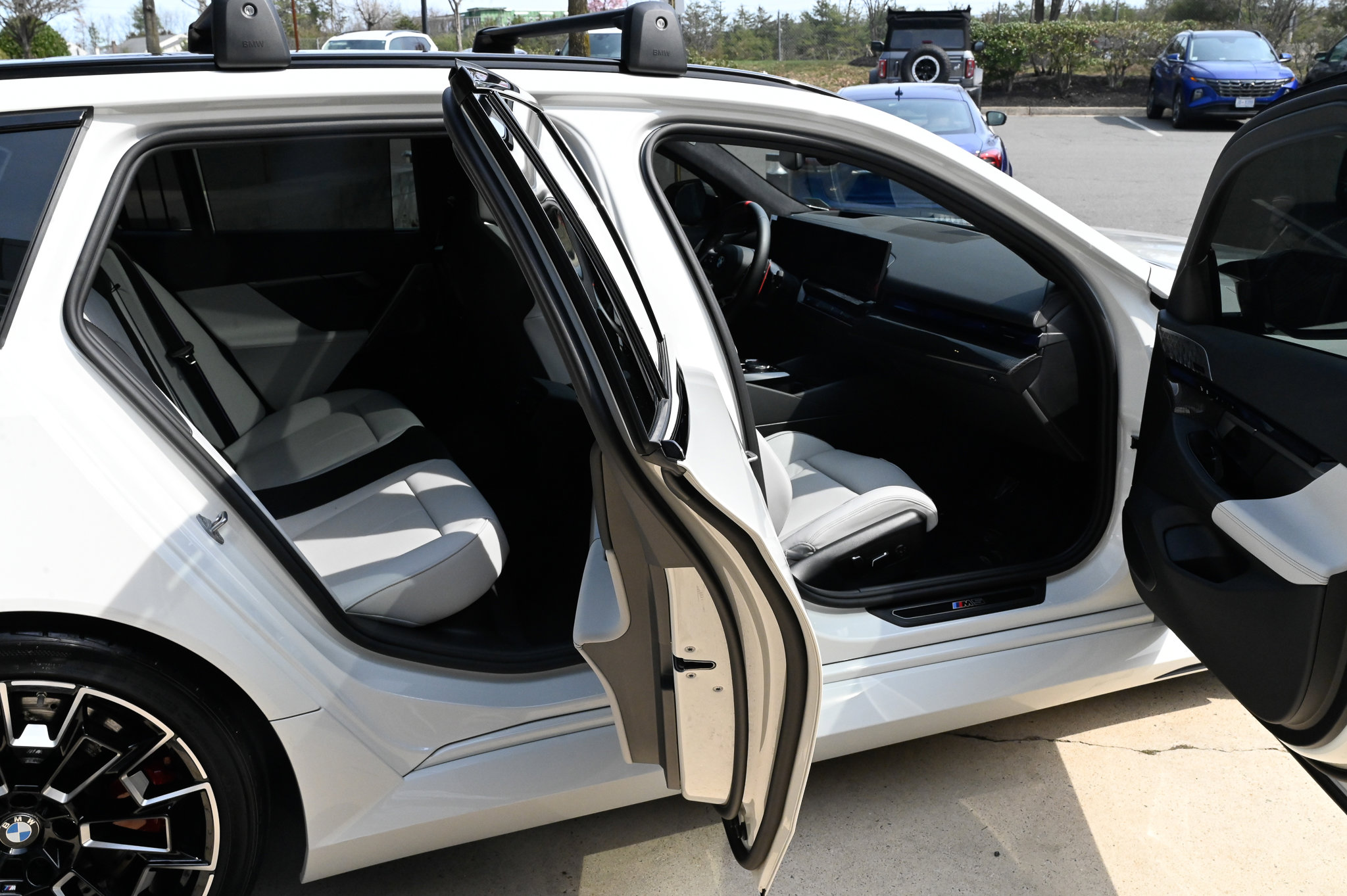 Used 2026 BMW M5 Touring image 50