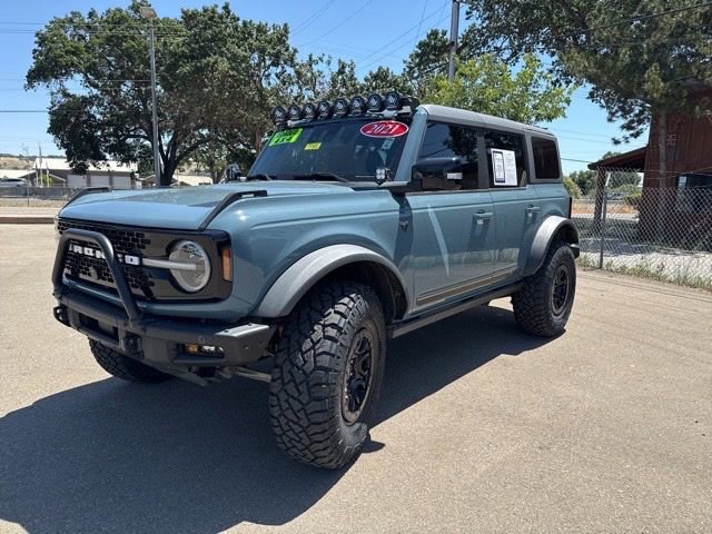 Used 2021 Ford Bronco First Edition AWD/4WD image 3