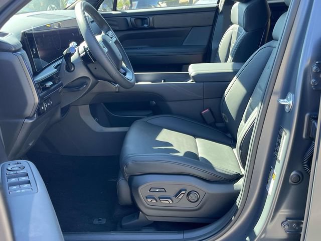 New 2026 Hyundai Santa Fe Calligraphy FWD image 10