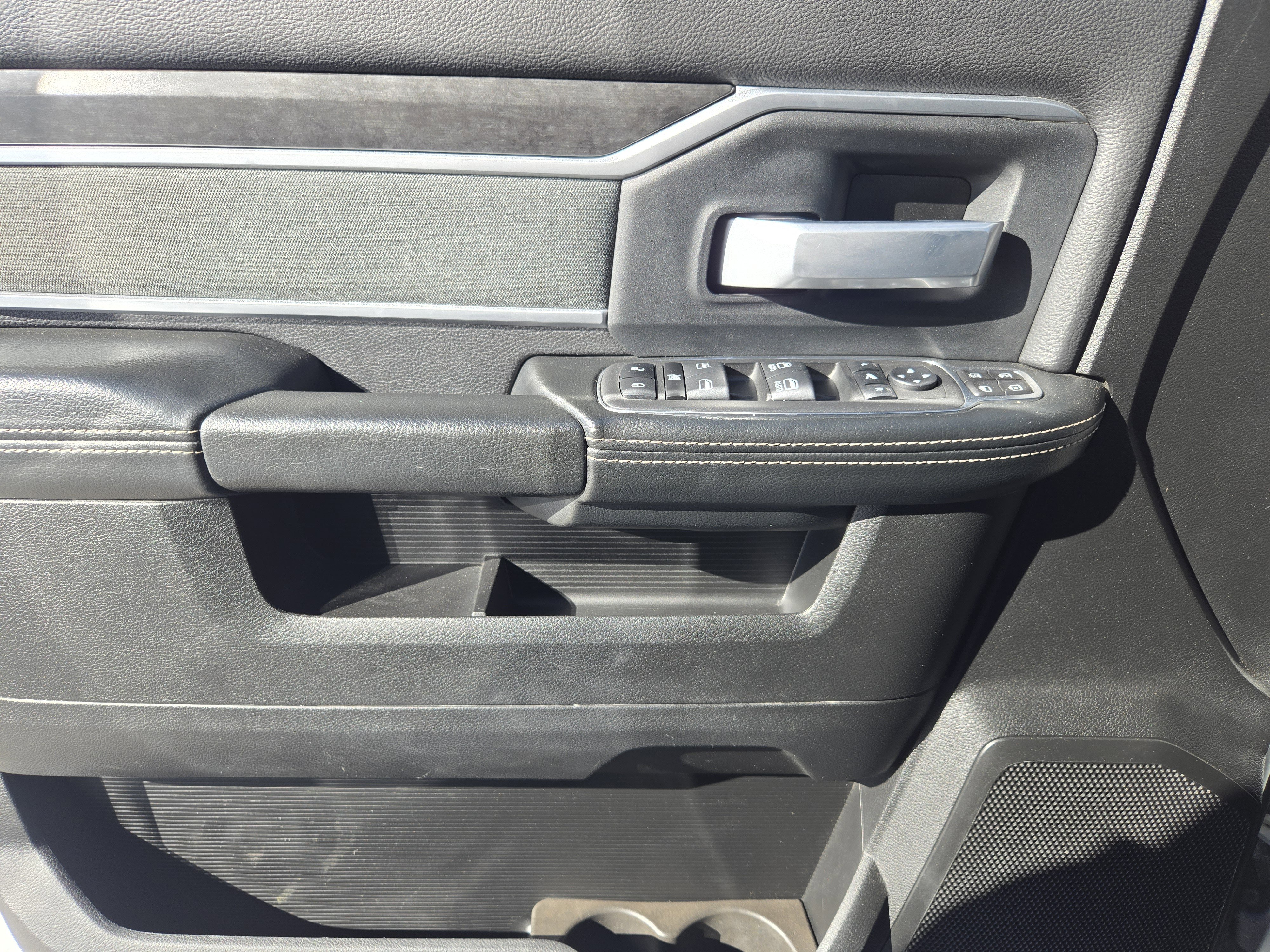 Used 2023 RAM 3500 Big Horn w/ Level 1 Equipment Group image 27