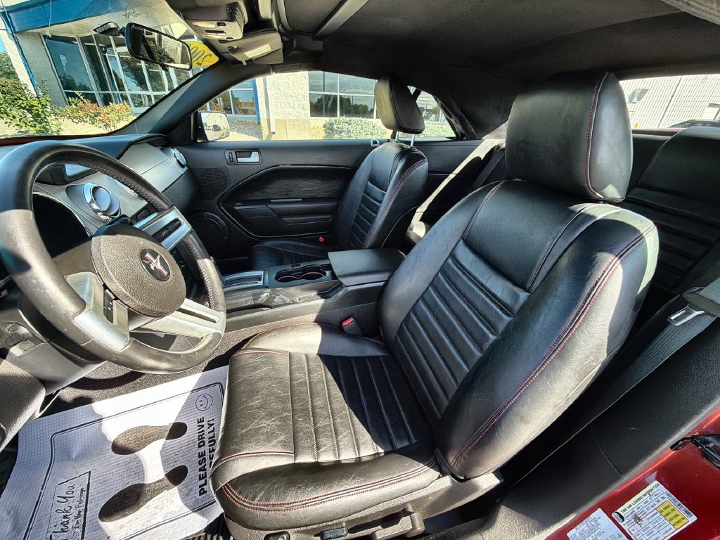 Used 2008 Ford Mustang GT RWD image 13