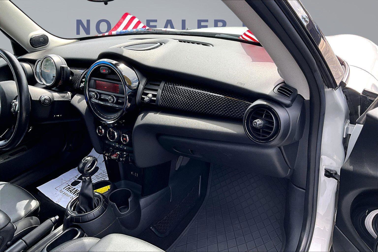 Used 2016 MINI Cooper S image 25