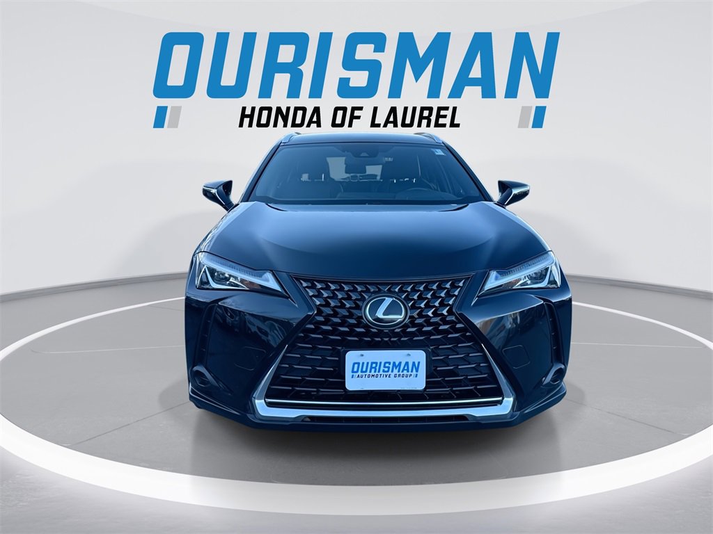 Used 2019 Lexus UX 200 image 3