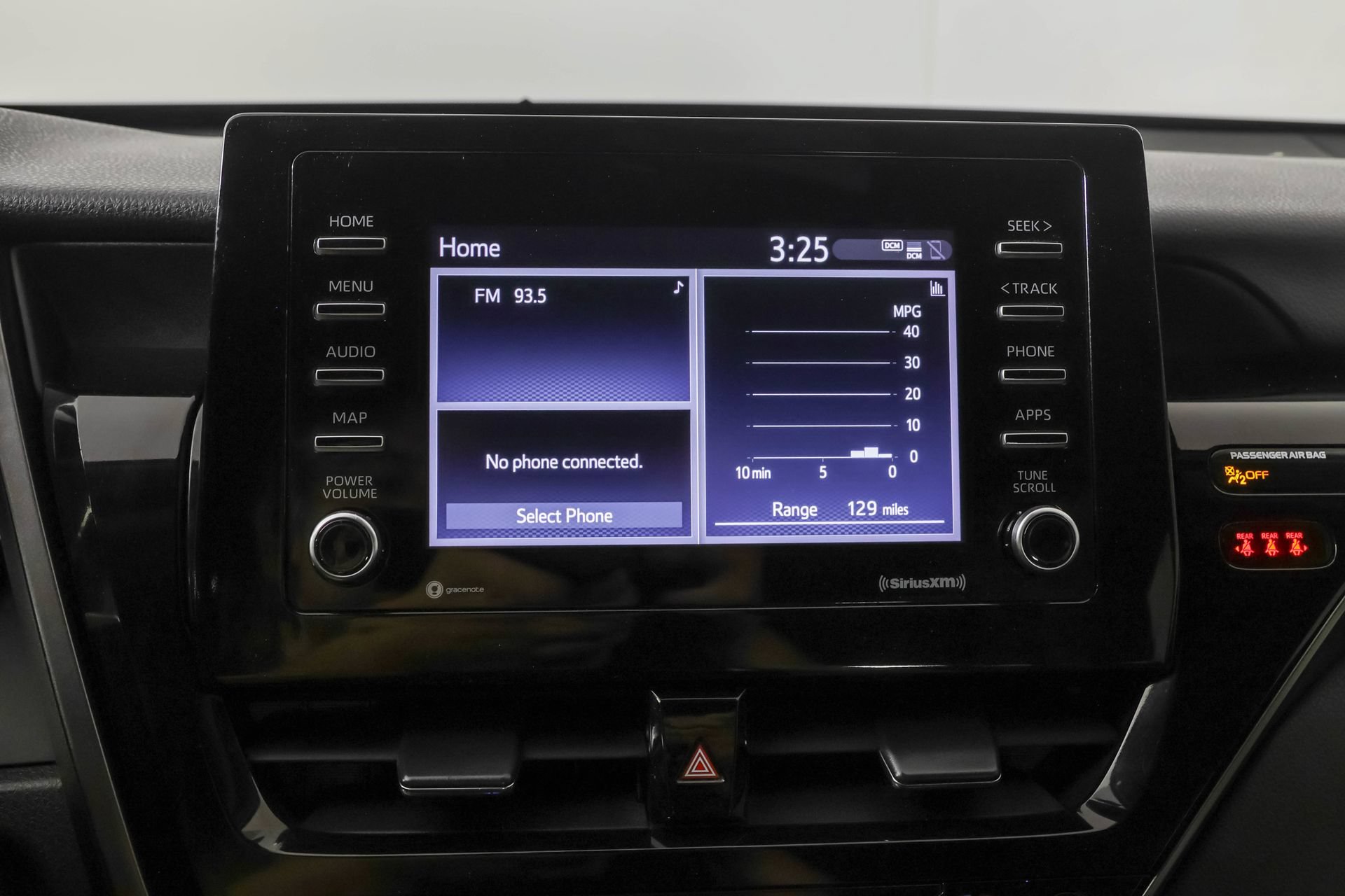 Used 2023 Toyota Camry SE FWD image 29