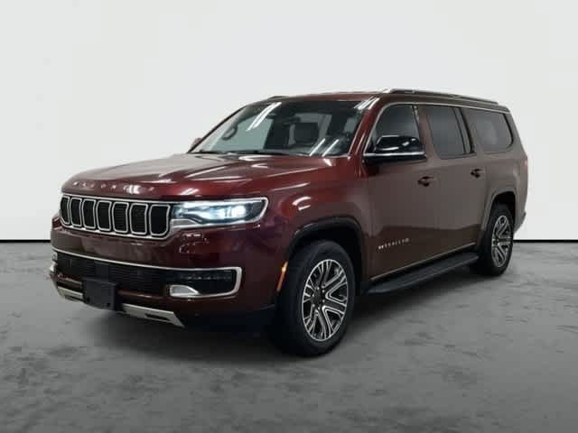 Used 2024 Jeep Wagoneer L Series II w/ Flexible Seating Group RWD image 1