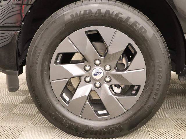 Certified 2025 Ford F150 STX w/ Equipment Group 200A RWD image 5