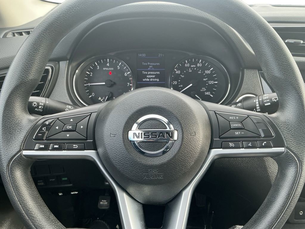 Used 2020 Nissan Rogue Sport SV image 23