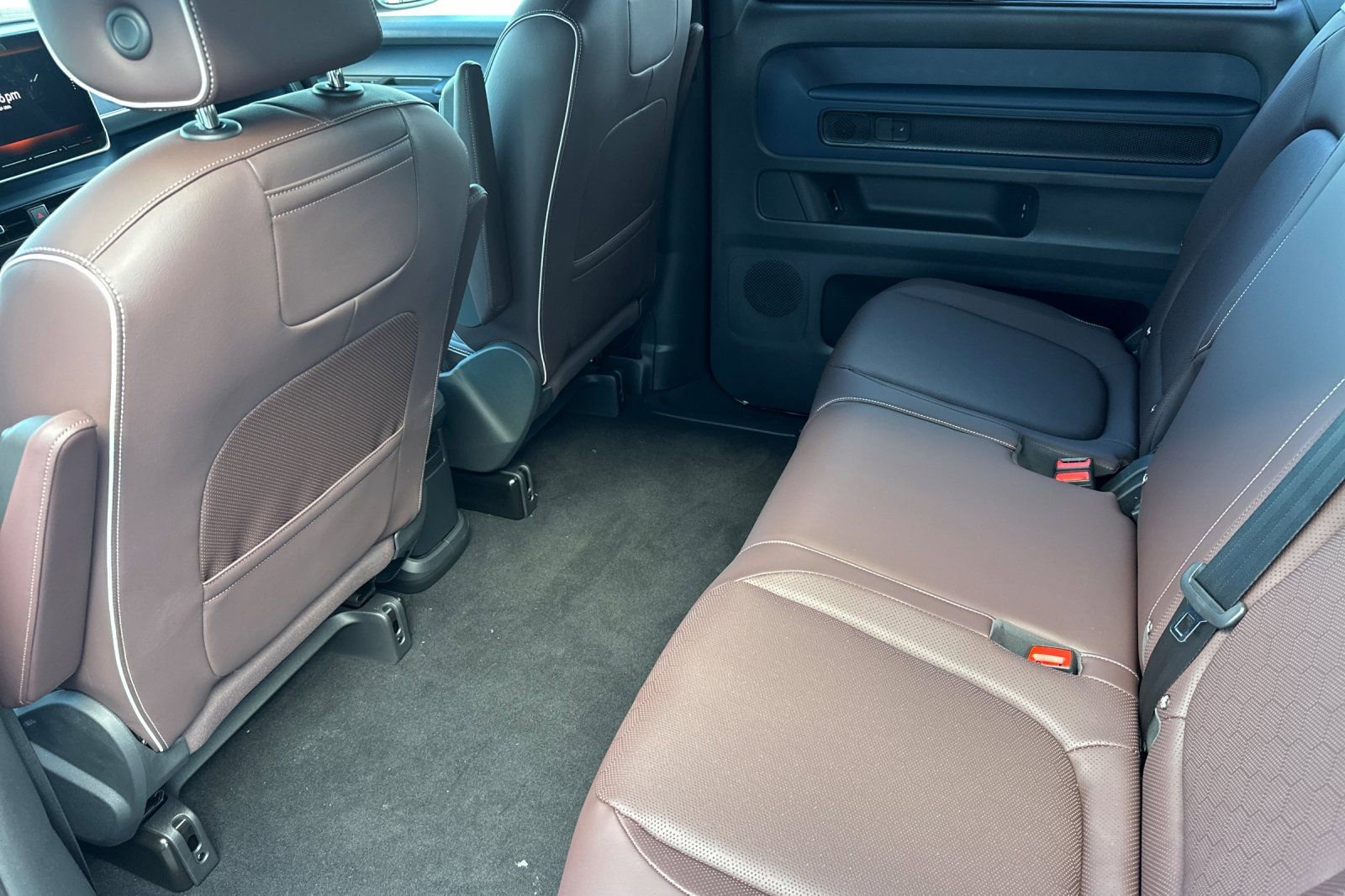 New 2025 Volkswagen ID. Buzz Pro S RWD image 12