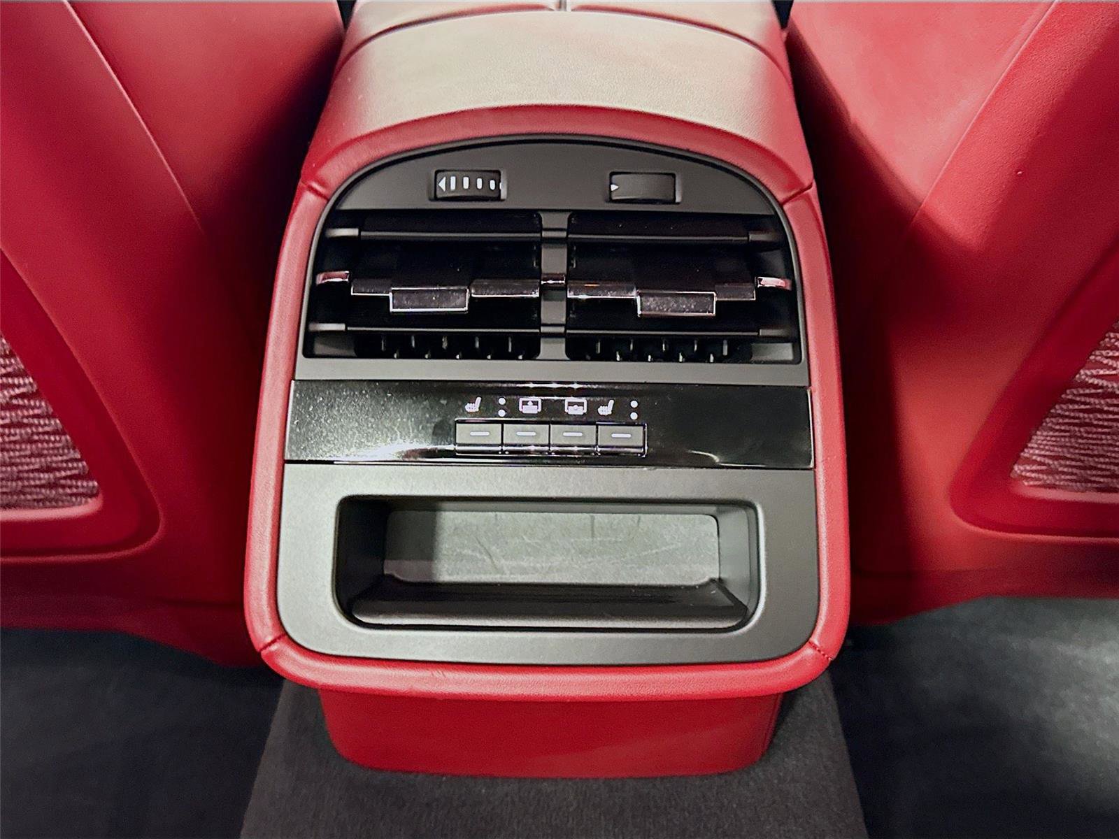 Used 2021 Maserati Quattroporte Trofeo image 18