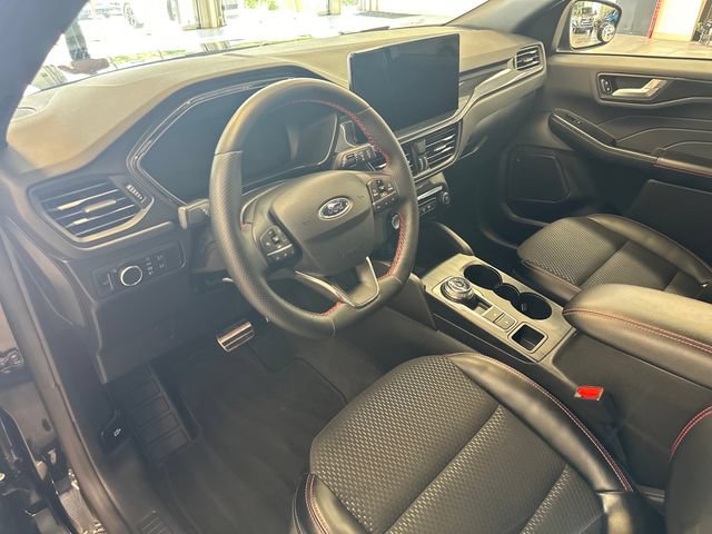 Used 2024 Ford Escape ST-Line w/ Tech Pack #1 AWD/4WD image 23