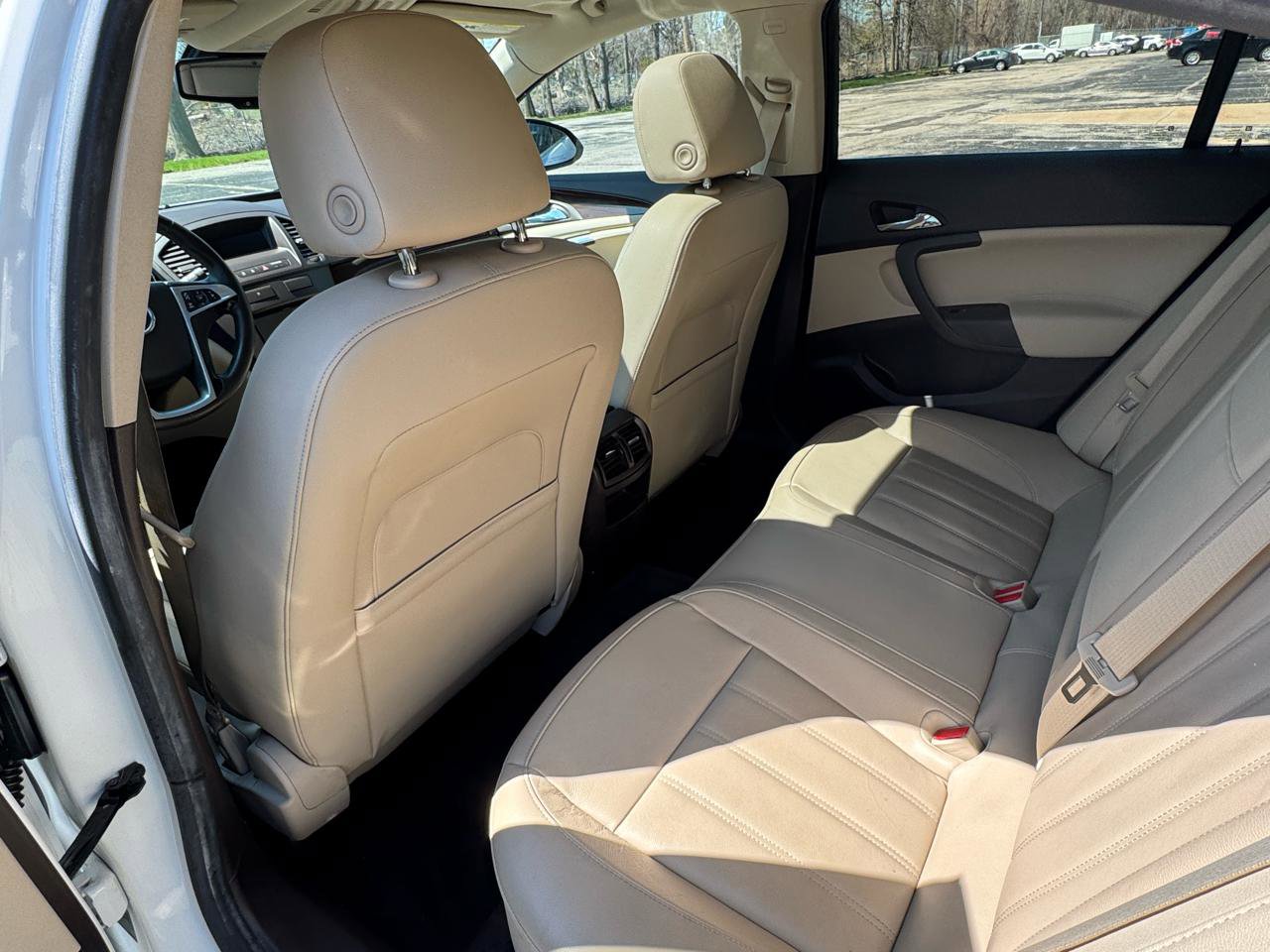 Used 2011 Buick Regal CXL w/ RL2 Preferred Equipment Group image 33