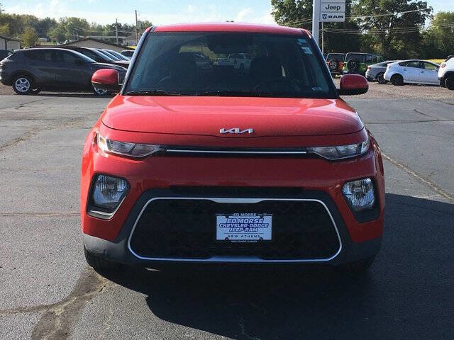 Used 2022 Kia Soul LX w/ Technology Package image 4