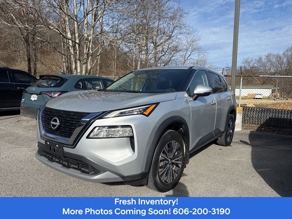 Used 2022 Nissan Rogue SV AWD/4WD image 1