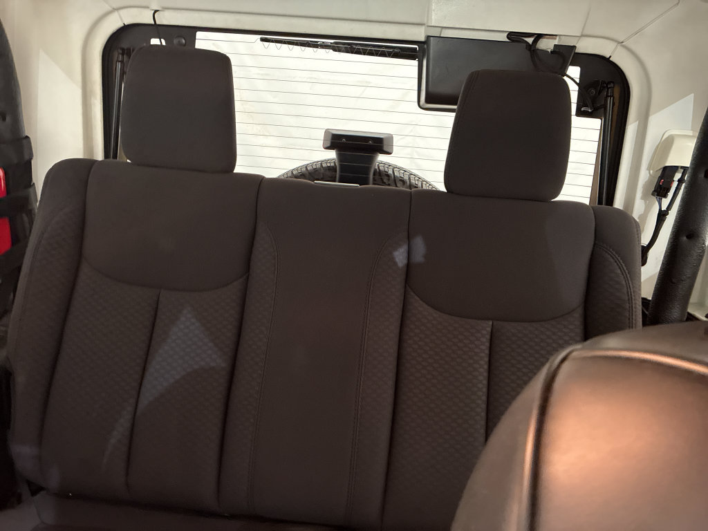 Used 2014 Jeep Wrangler Sport AWD/4WD image 9