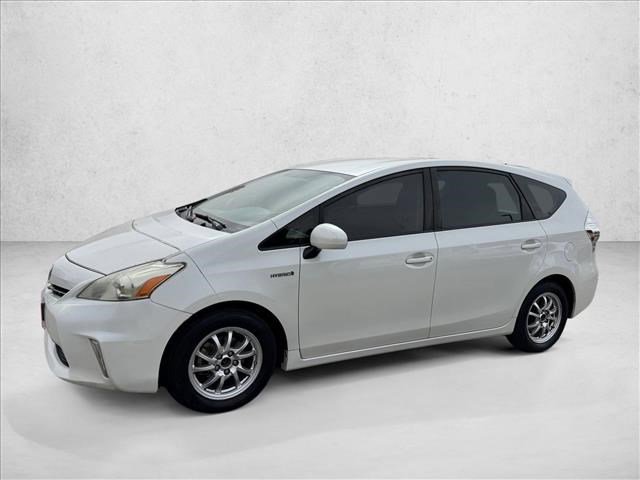 Used 2014 Toyota Prius V Three image 1
