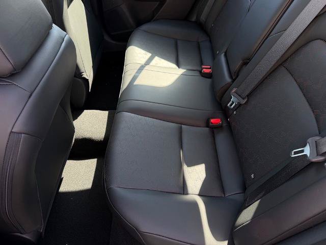 New 2026 Nissan Sentra SR w/ SR Premium Package FWD image 11