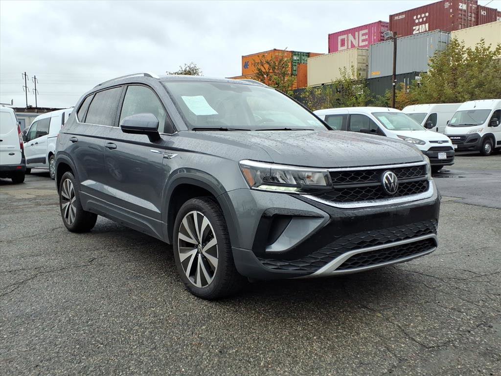 Used 2024 Volkswagen Taos SE