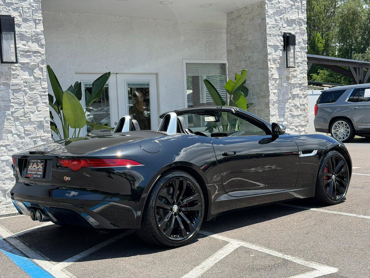Used 2014 Jaguar F-TYPE S RWD image 17