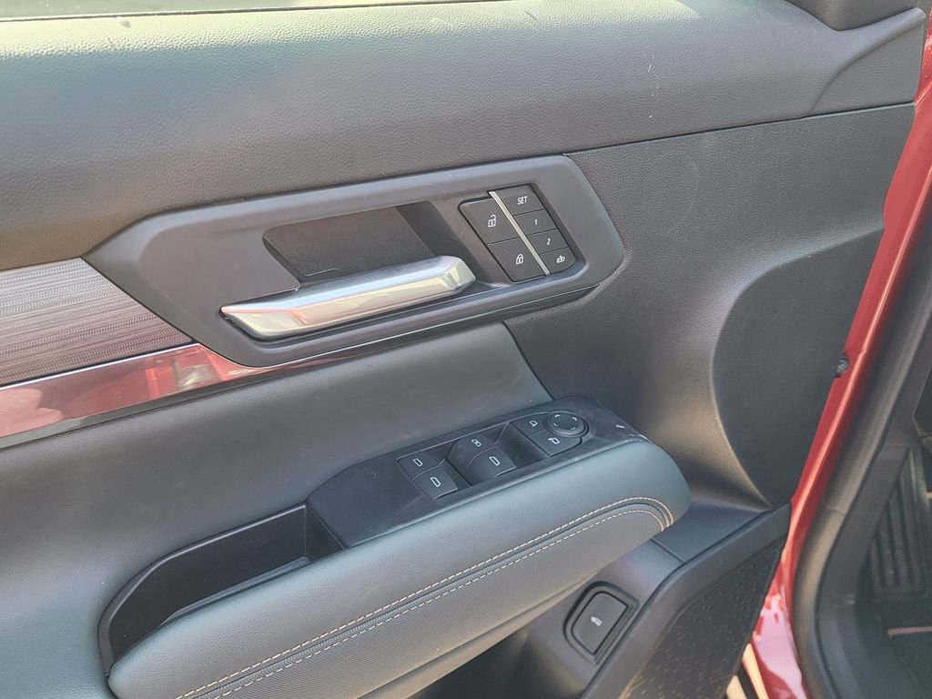 New 2026 GMC Terrain AT4 w/ Convenience Package III image 14