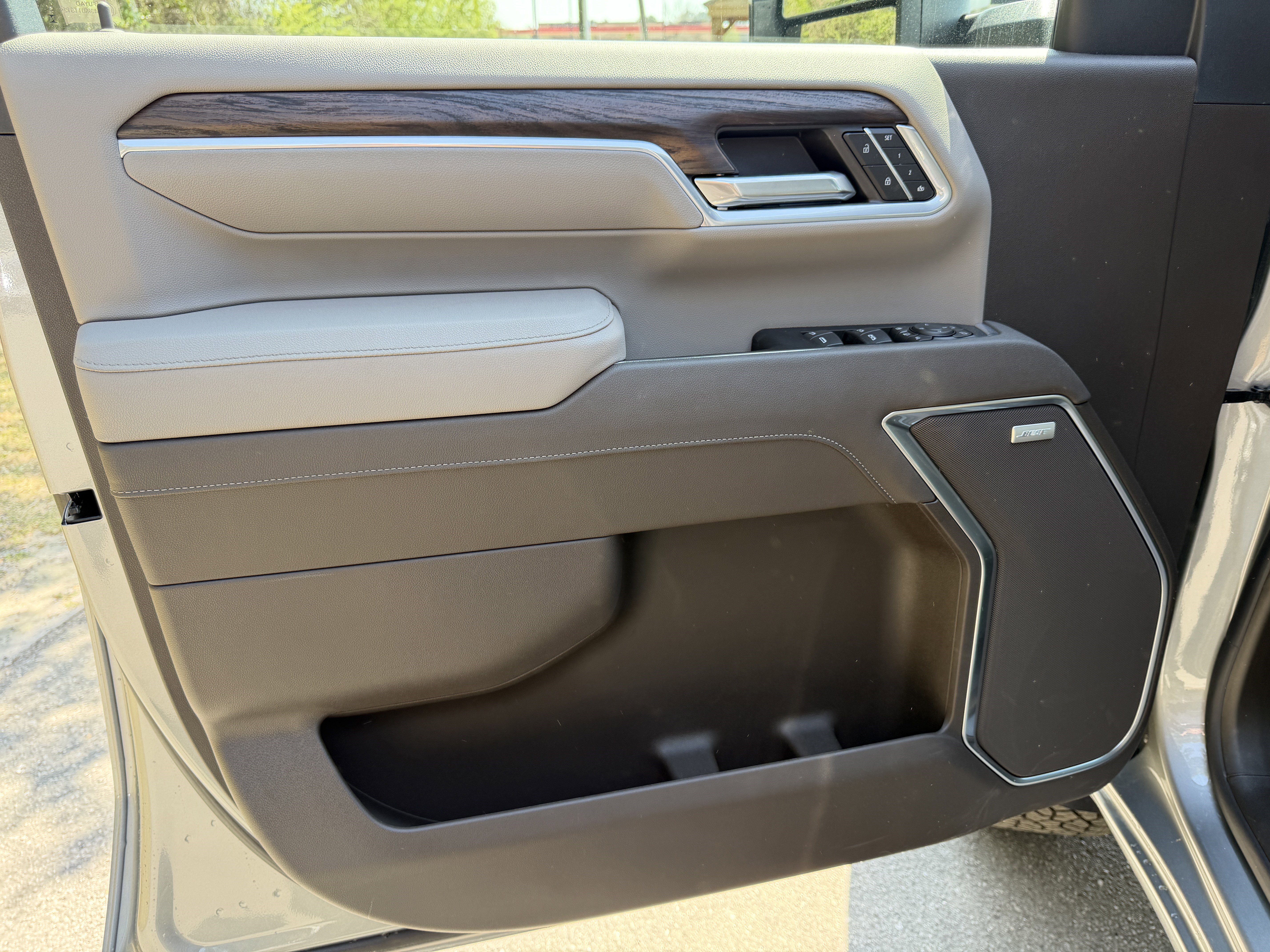 New 2026 GMC Sierra 2500 SLT image 13