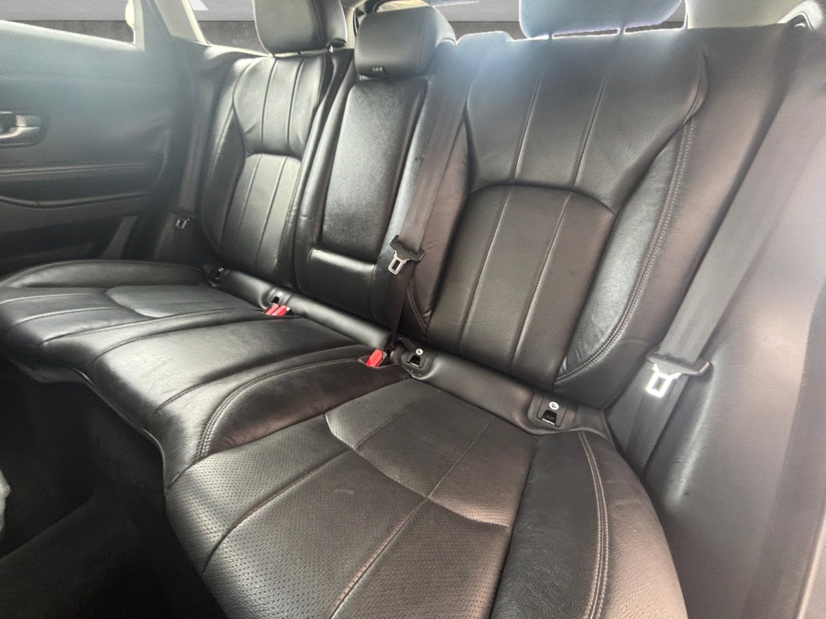 Used 2019 Land Rover Range Rover Evoque SE Premium AWD/4WD image 27