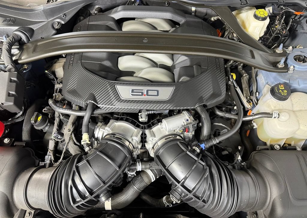 Used 2025 Ford Mustang GT Premium RWD image 25