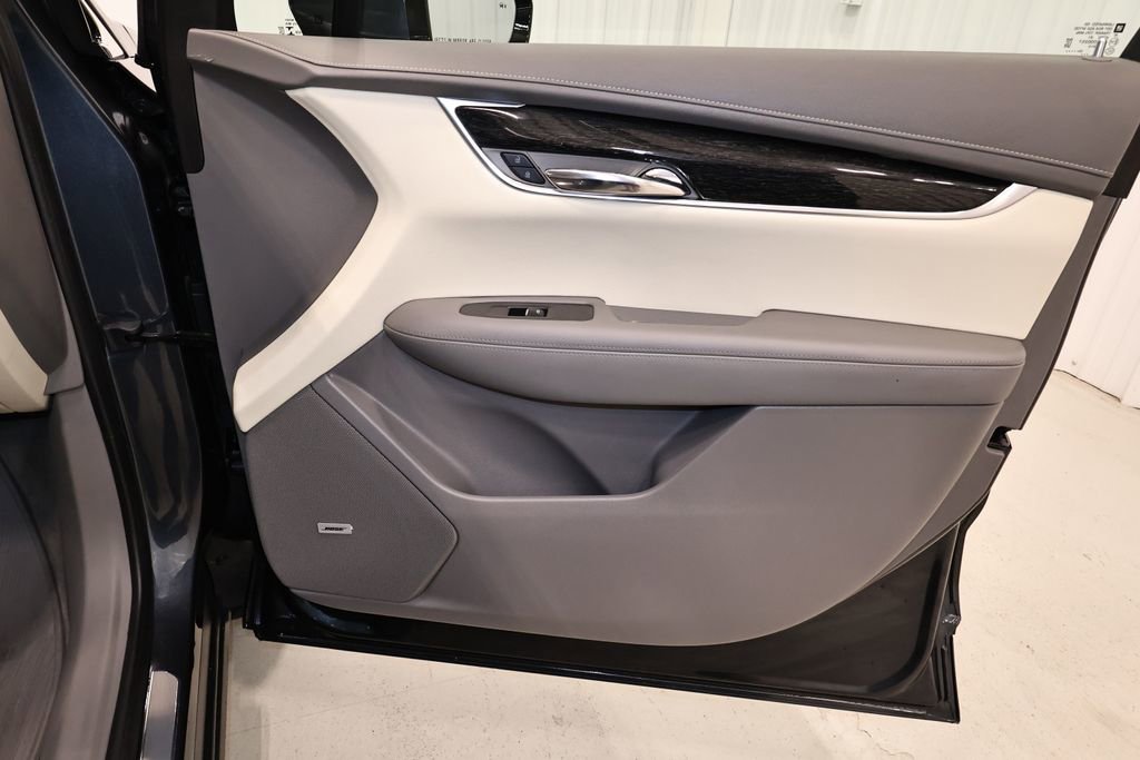 Used 2021 Cadillac XT6 Premium Luxury AWD/4WD image 22