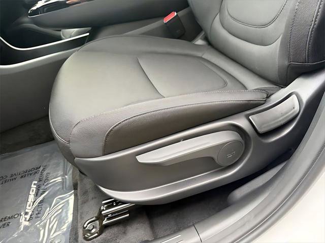 New 2026 Hyundai Tucson Blue SE w/ Tow & Go Package image 13