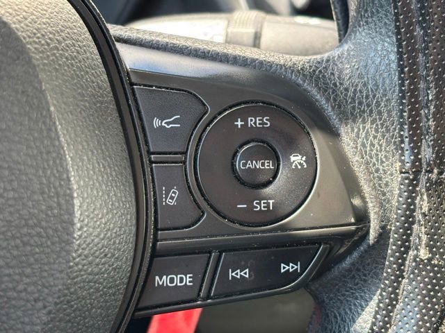 Used 2020 Toyota Corolla LE FWD image 10