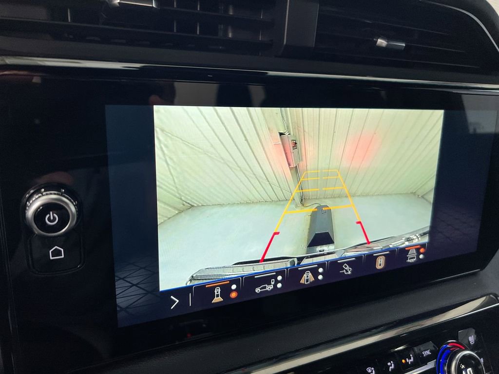 Used 2025 GMC Sierra 1500 AT4 AWD/4WD image 16