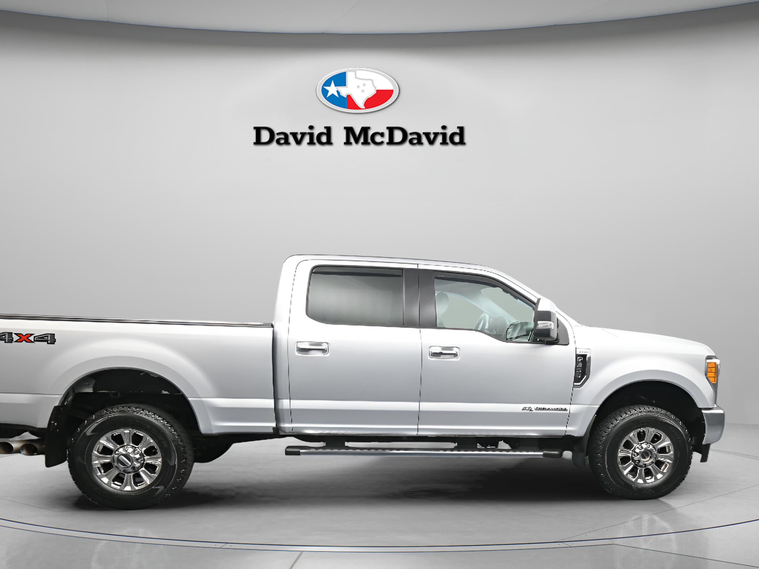 Used 2017 Ford F350 Lariat w/ Lariat Ultimate Package image 9