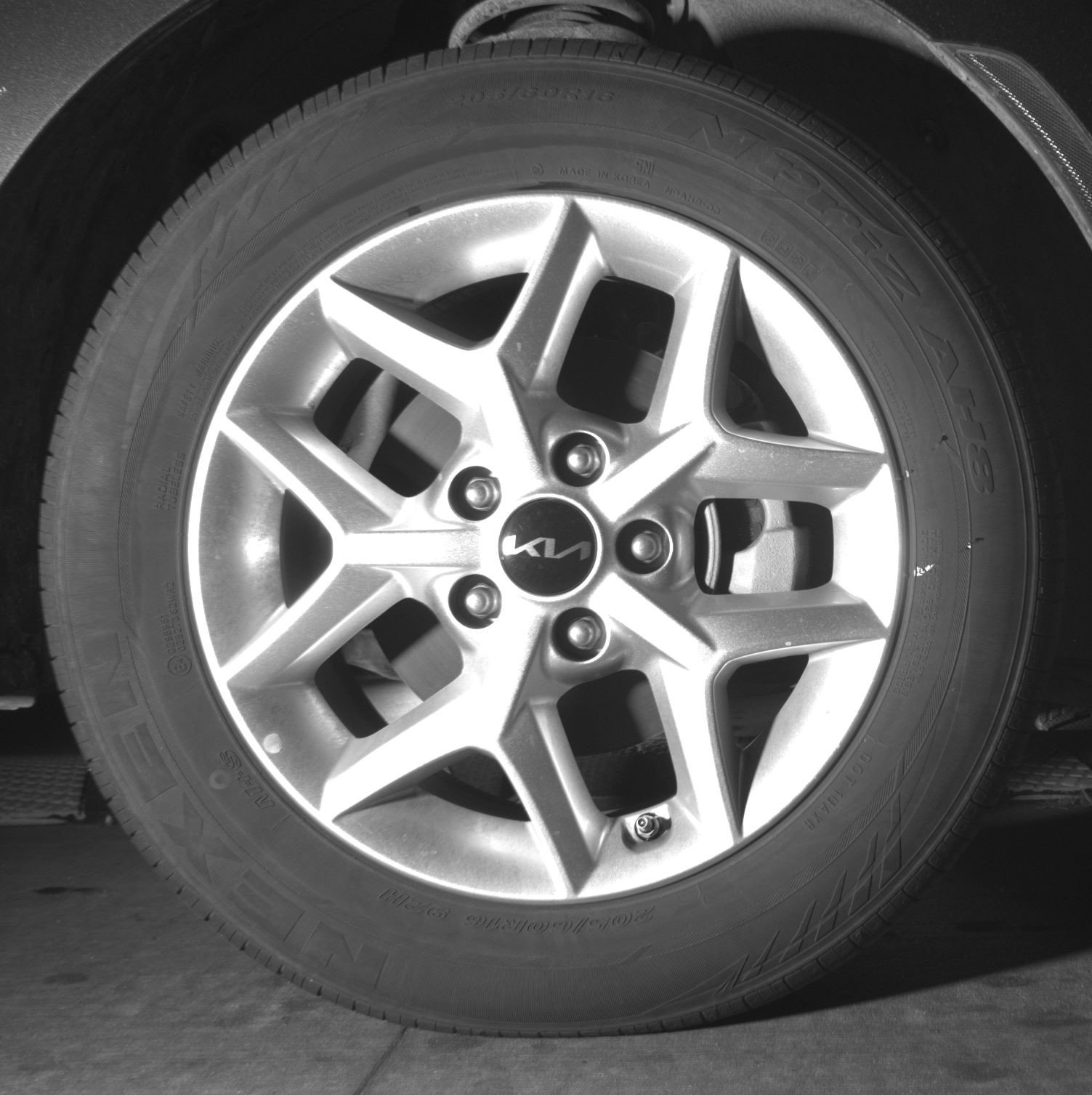 Used 2025 Kia Soul LX w/ LX Technology Package FWD image 13