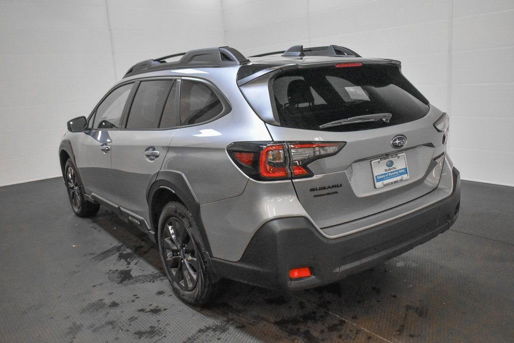 Certified 2025 Subaru Outback Onyx Edition image 6