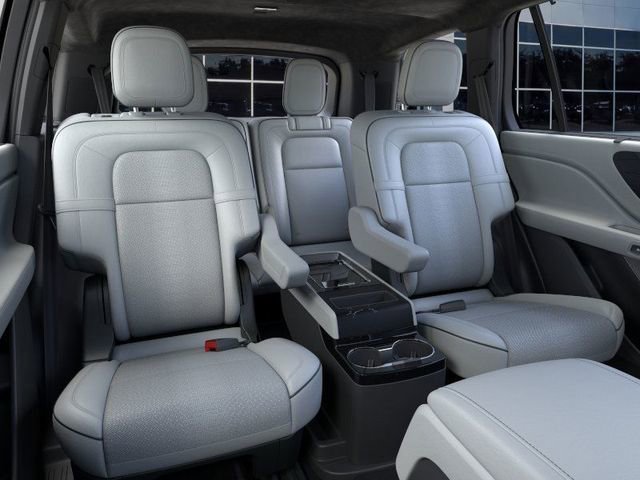 New 2026 Lincoln Aviator Black Label w/ Jet Appearance Package image 11