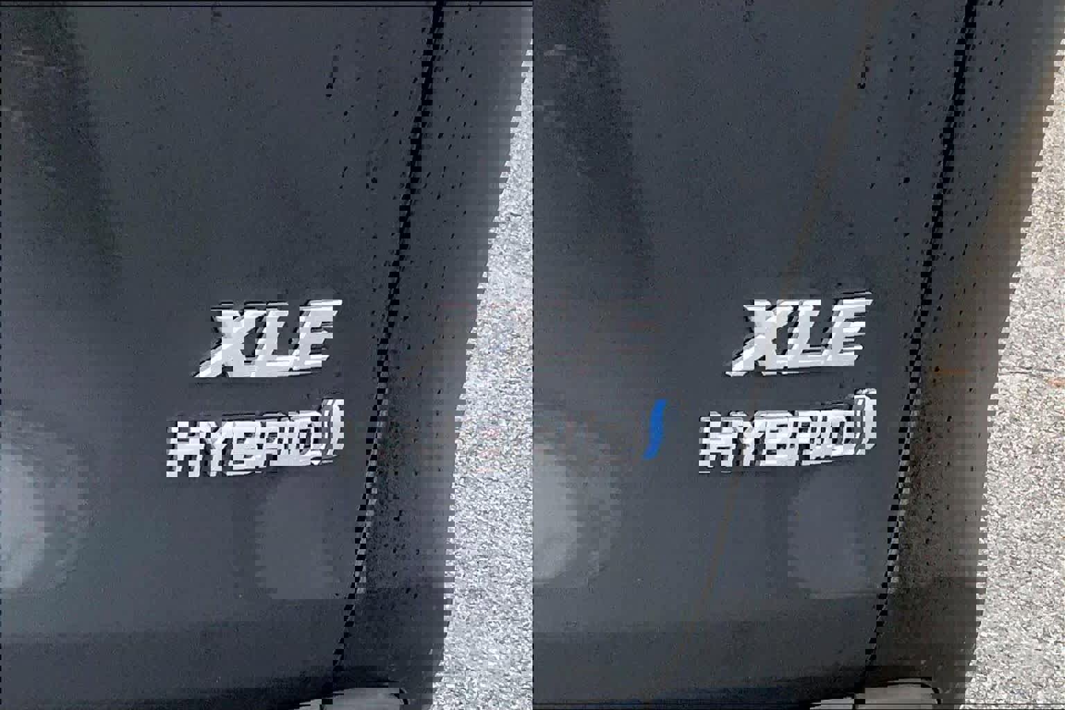 Used 2024 Toyota RAV4 XLE w/ Convenience Package image 10