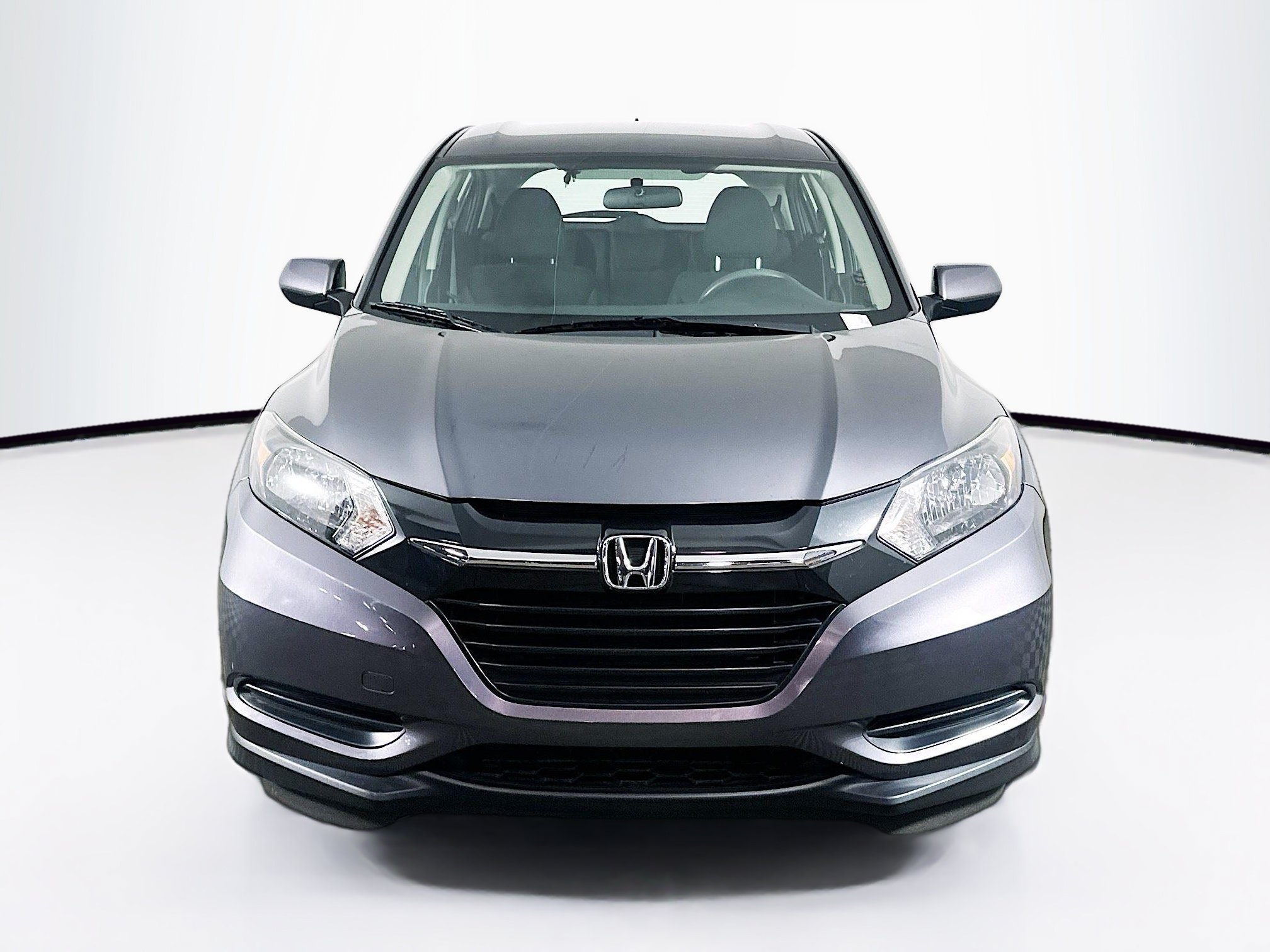 Used 2017 Honda HR-V LX image 2