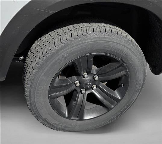 Used 2022 RAM 1500 Classic Warlock w/ Electronics Group AWD/4WD image 9