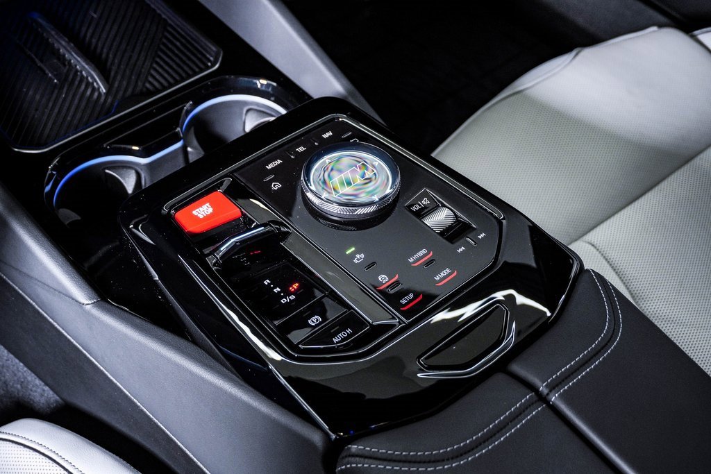 Used 2025 BMW M5 Touring w/ M Driver's Package image 31