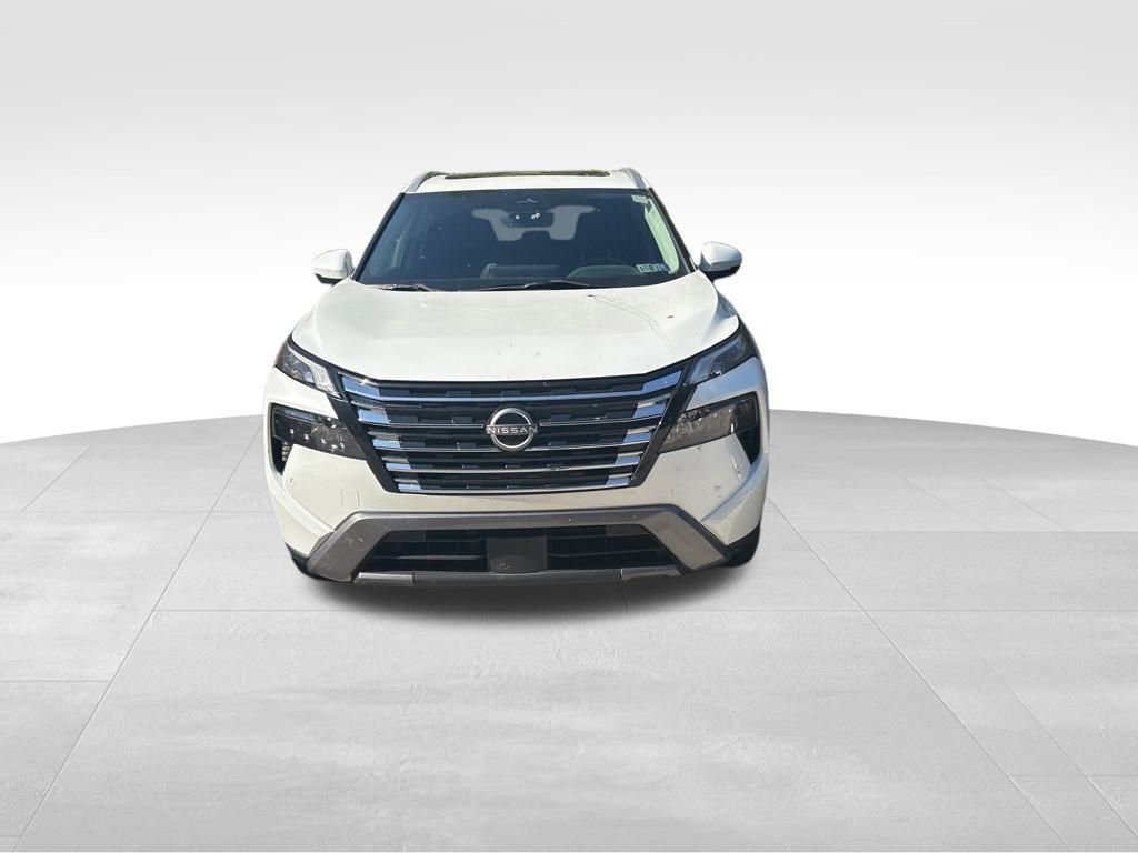 Certified 2024 Nissan Rogue SL w/ SL Premium Package image 7