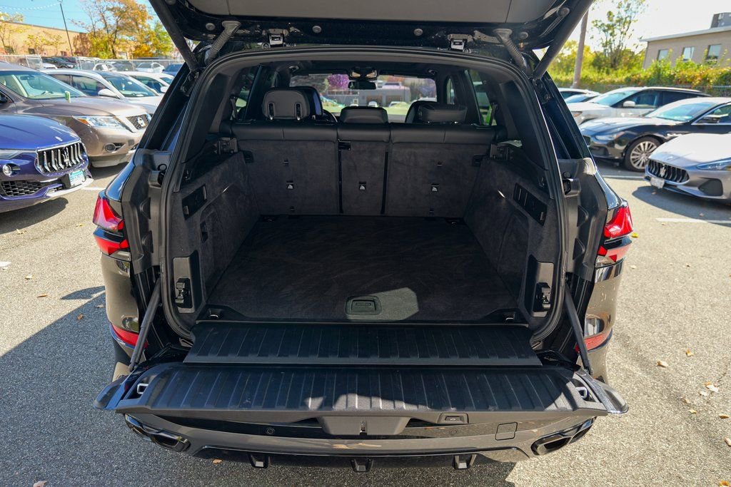 Used 2024 BMW X5 M60i w/ Executive Package image 55