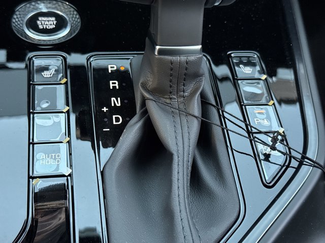 New 2025 Kia Niro EX Touring image 28