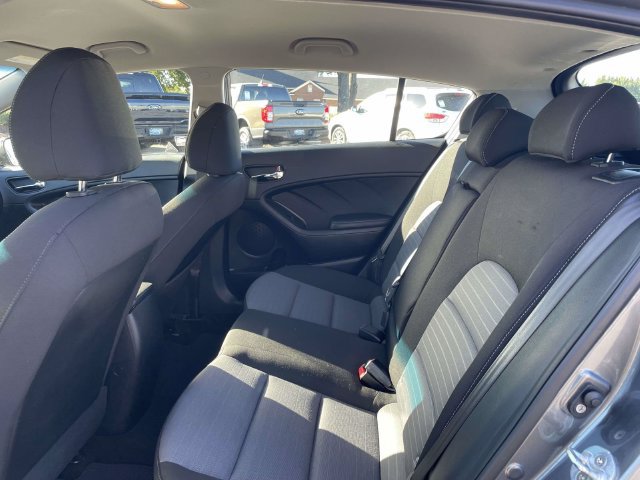 Used 2016 Kia Forte LX FWD image 11