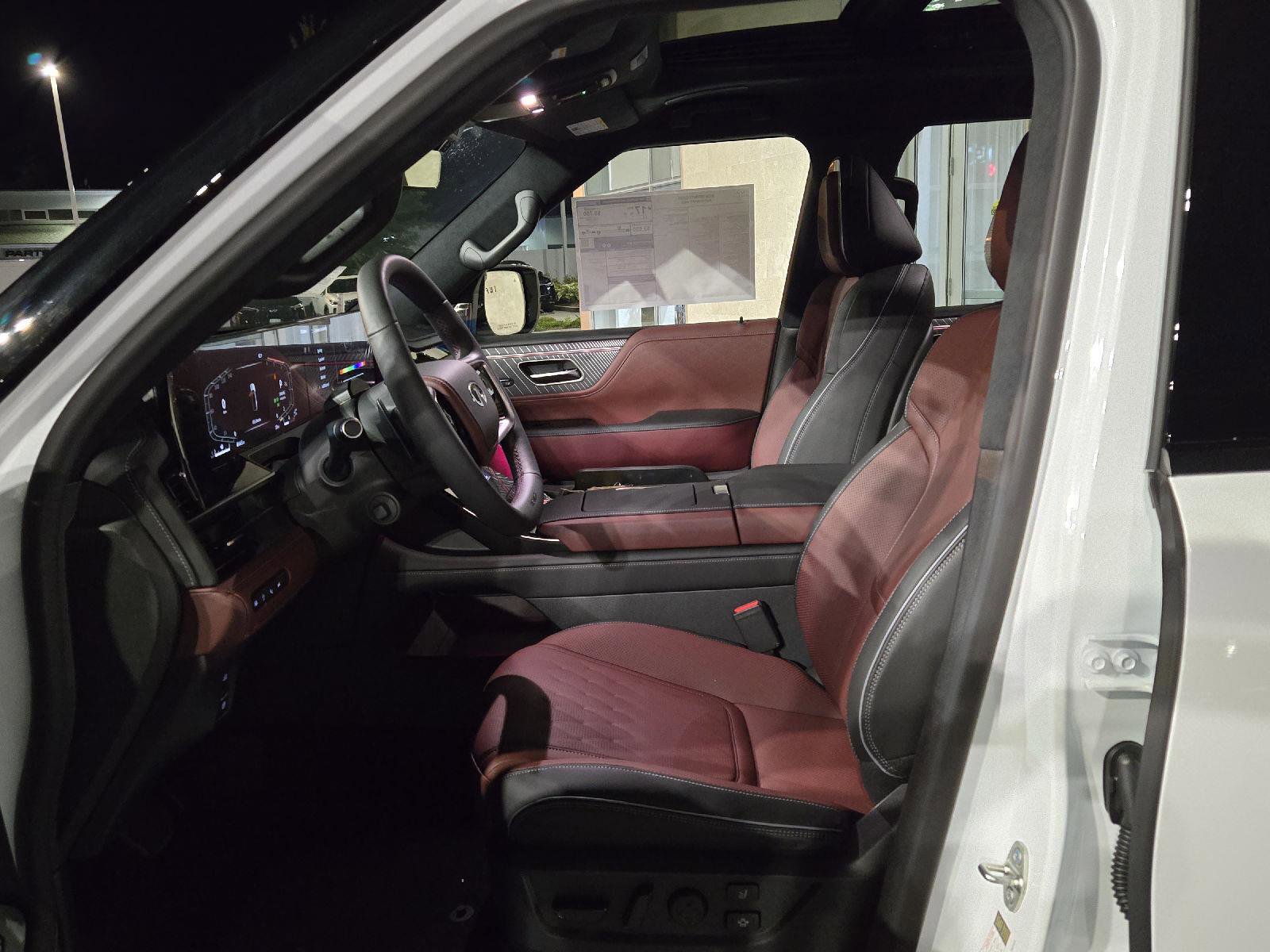 New 2026 INFINITI QX80 Autograph image 3