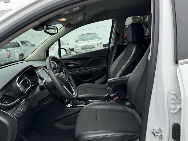 Used 2022 Buick Encore Preferred AWD/4WD image 11