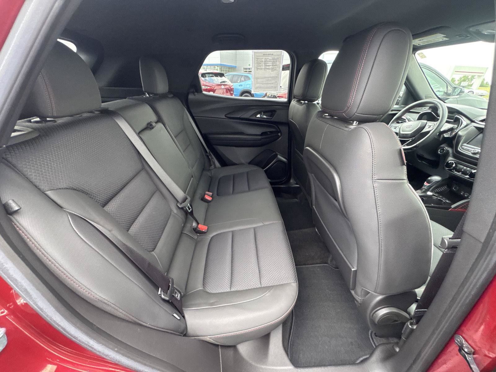 Used 2023 Chevrolet TrailBlazer RS AWD/4WD image 14
