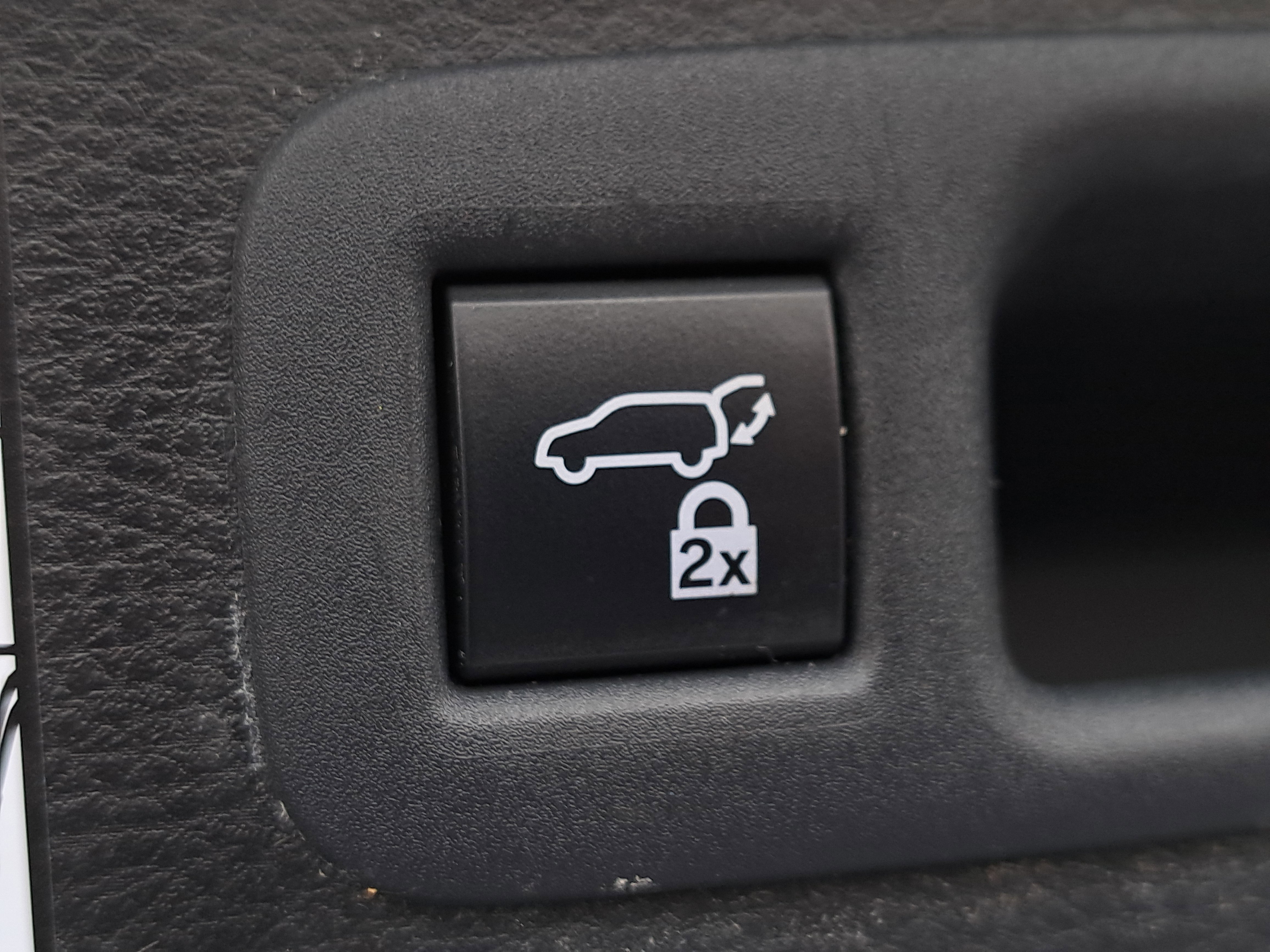 Certified 2021 Toyota Sienna Platinum image 12