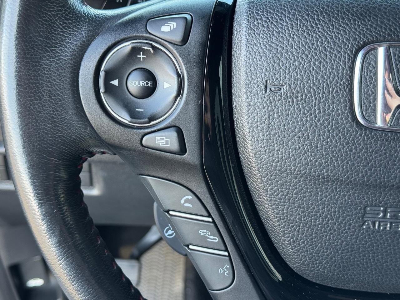 Certified 2017 Honda Ridgeline Black Edition image 21